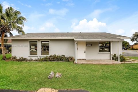 13741 SW 46th Ter Miami FL 33175