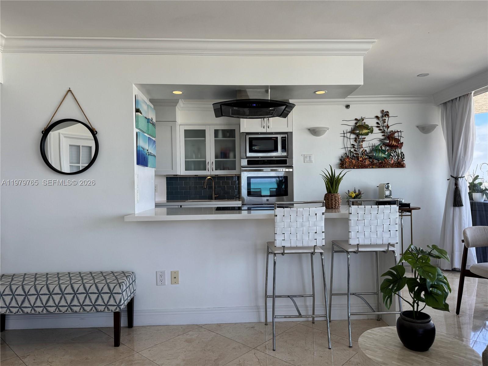 ST TROPEZ OCEAN CONDO - Residential Lease