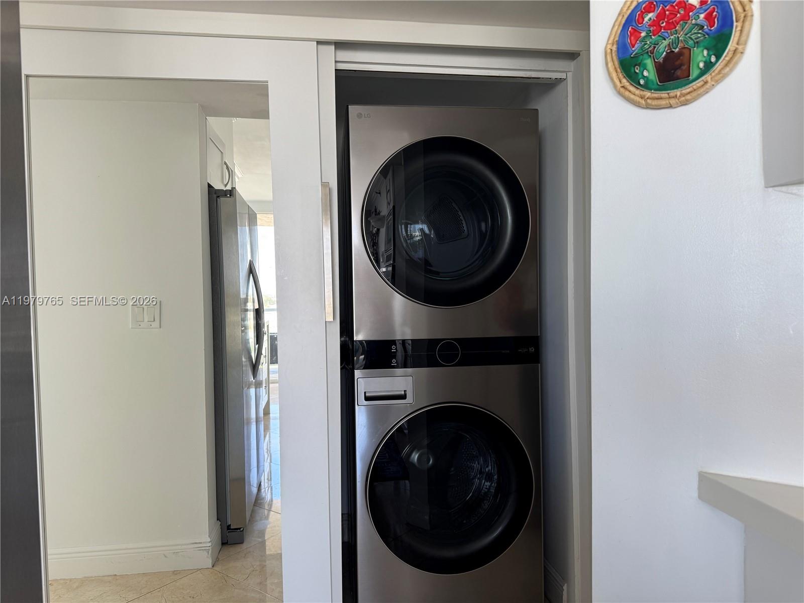 ST TROPEZ OCEAN CONDO - Residential Lease