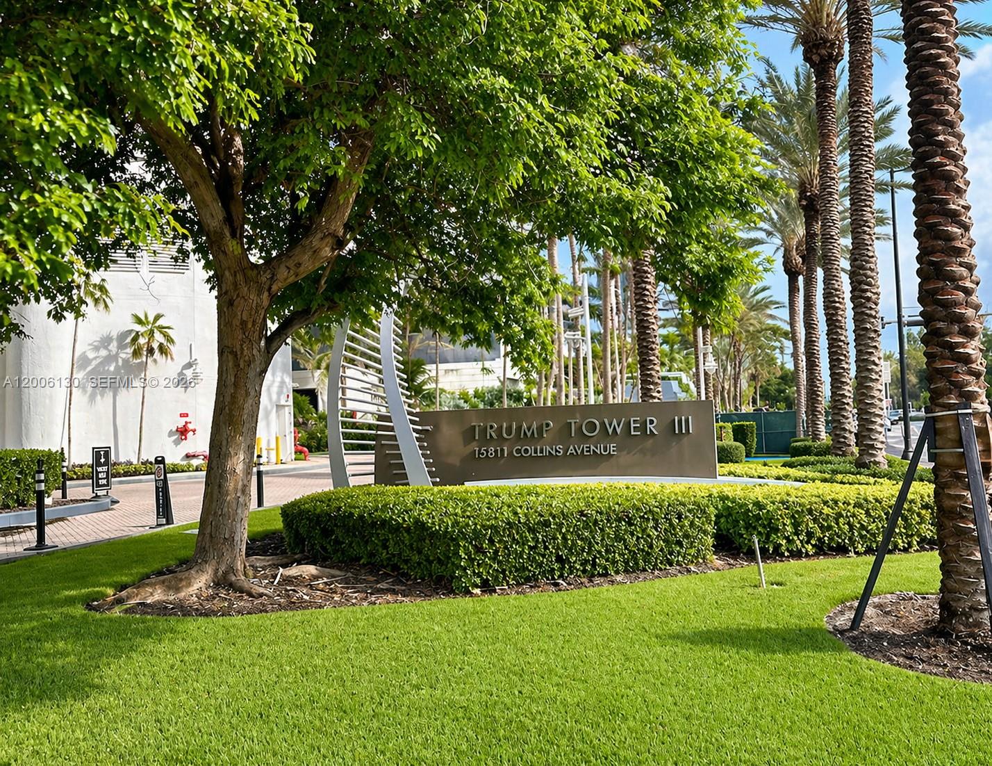 15811 Collins Ave 3805