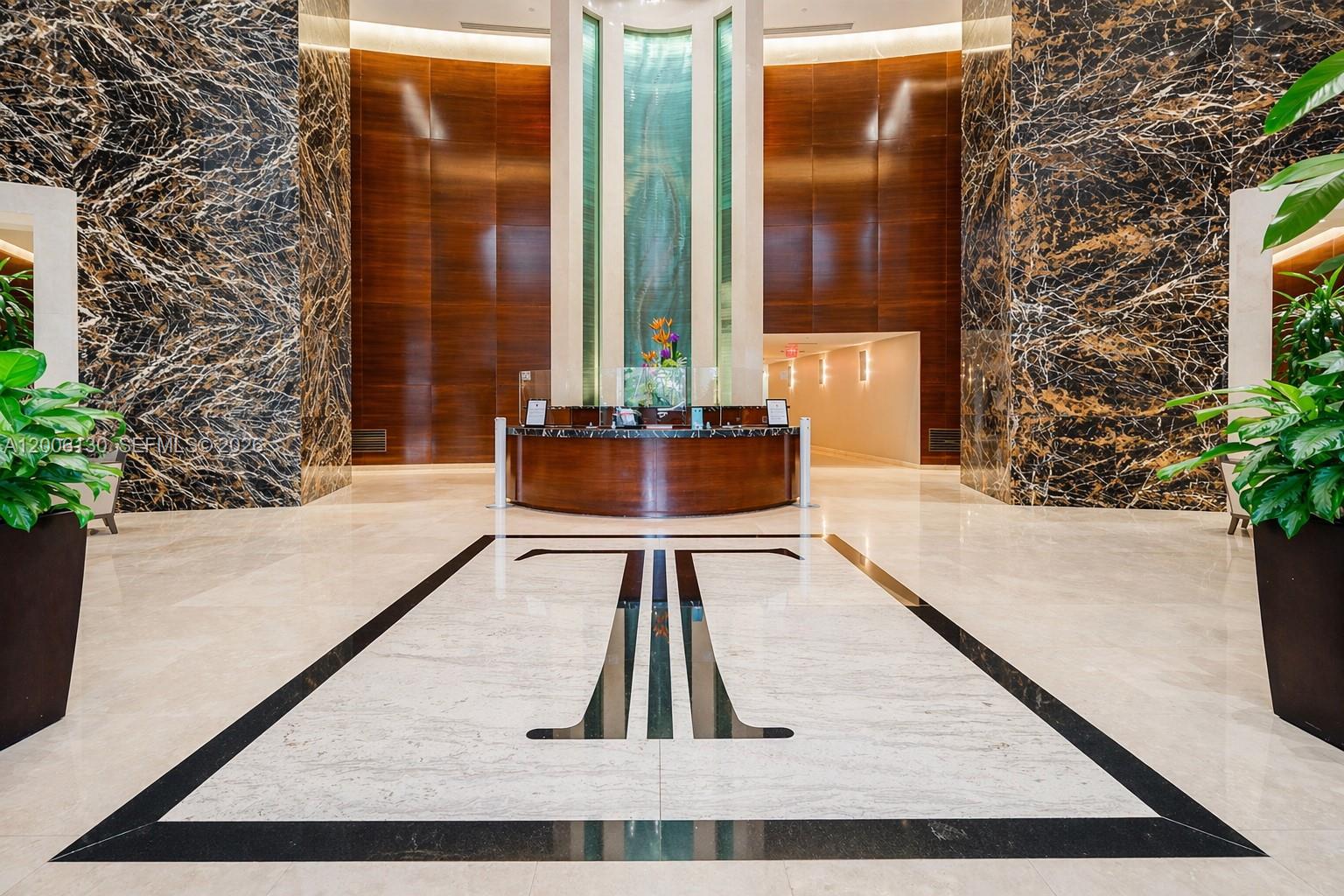 15811 Collins Ave 3805