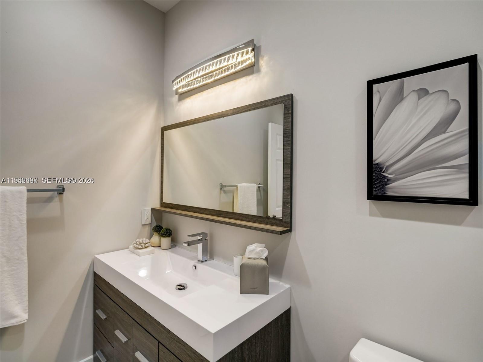 THREE ISLANDS 3RD SECTION - Residential