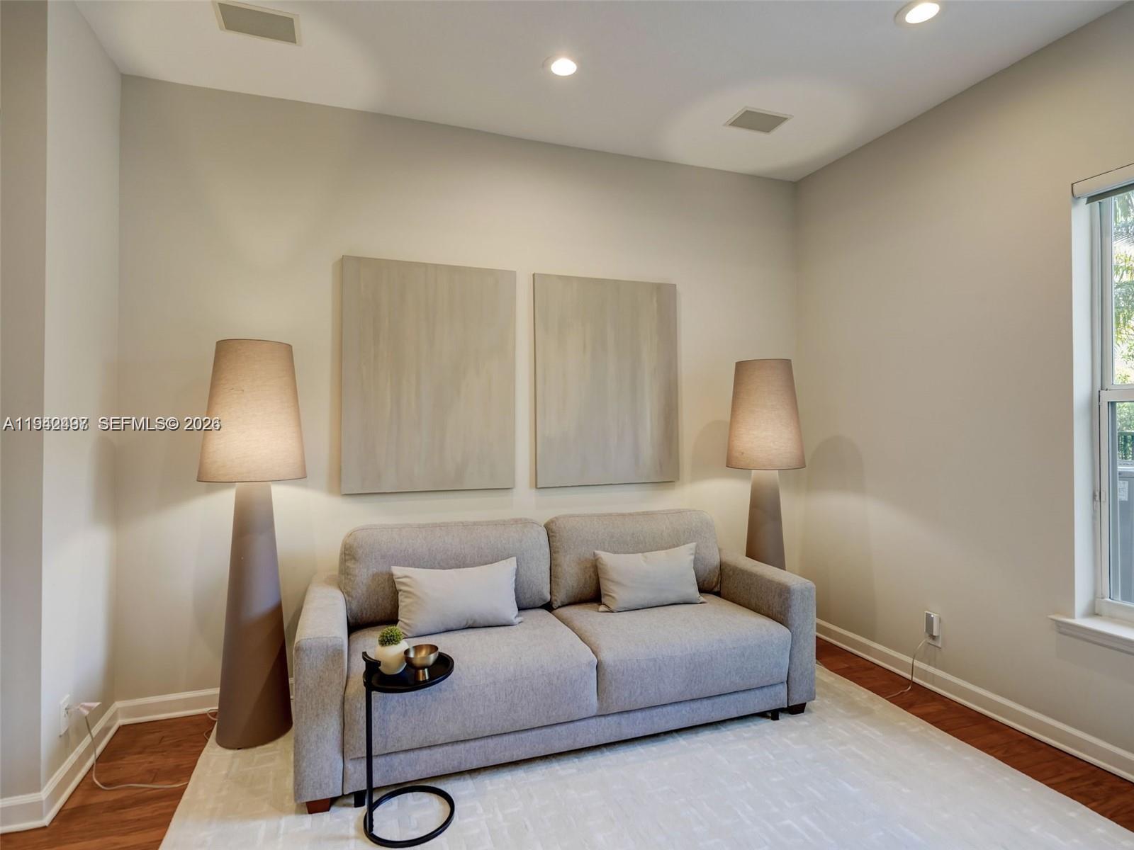 THREE ISLANDS 3RD SECTION - Residential