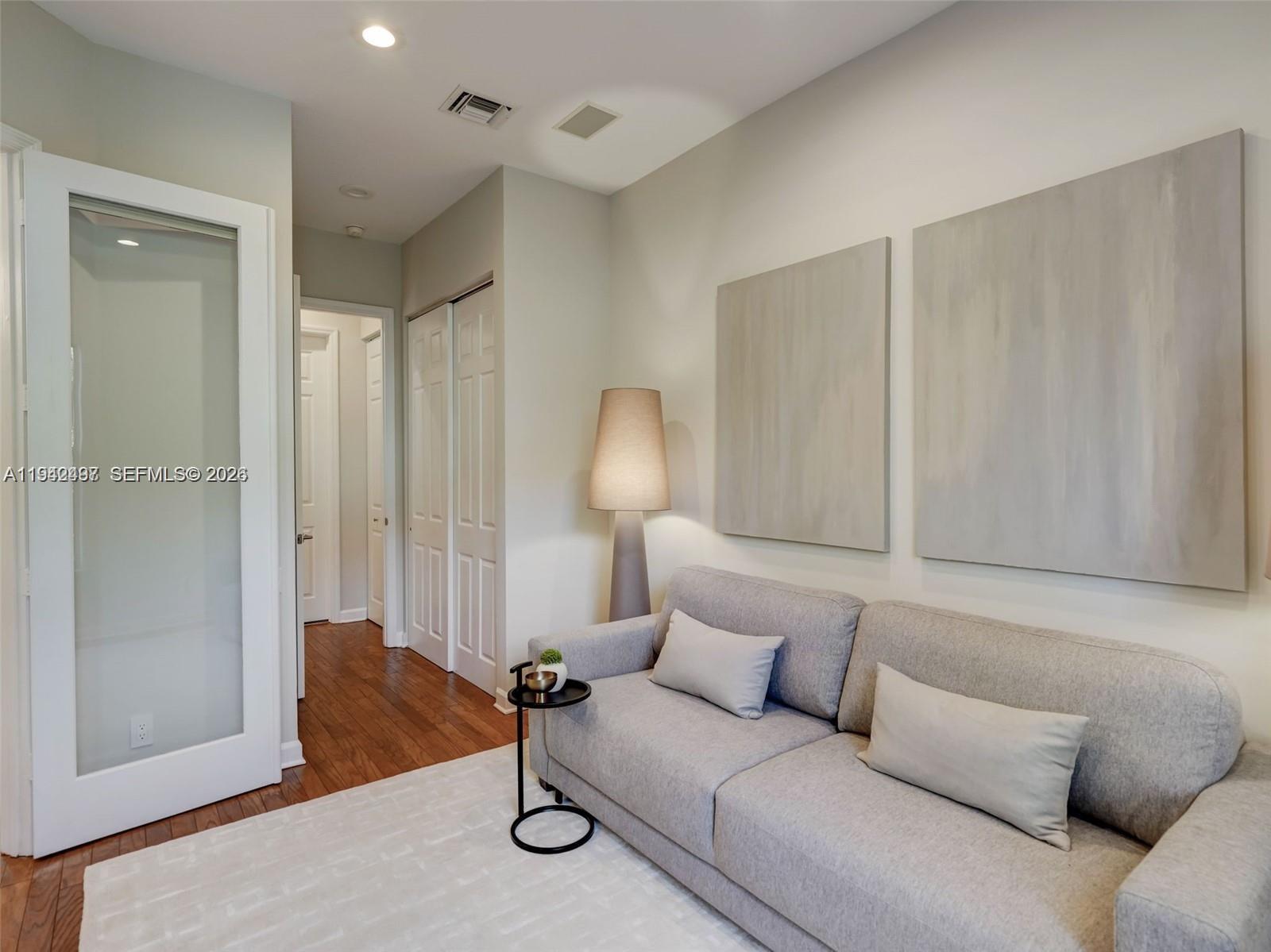 THREE ISLANDS 3RD SECTION - Residential