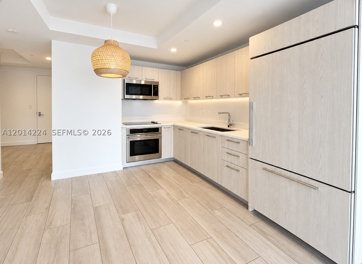 45 SW 9th St 1104