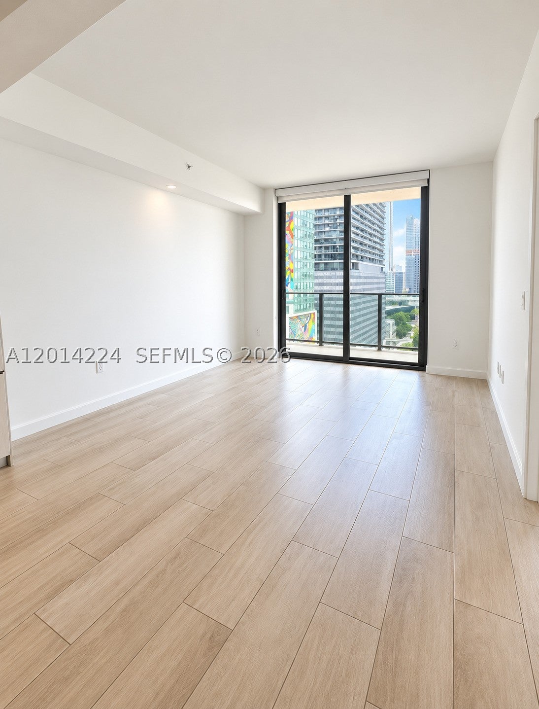45 SW 9th St 1104