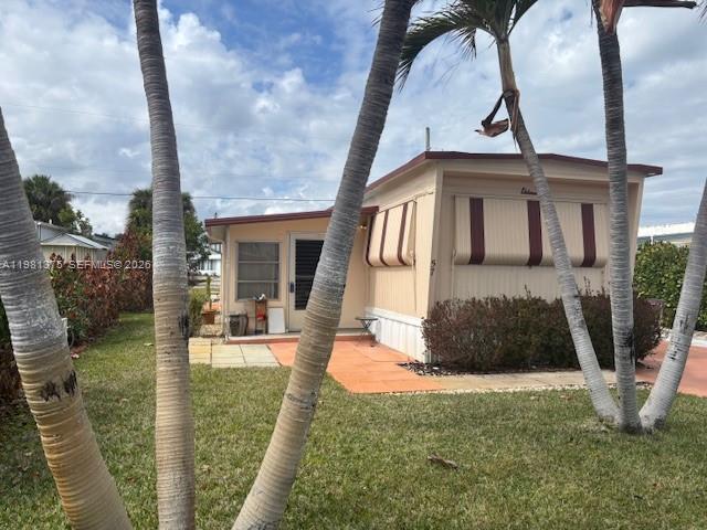 WOODBRIDGE MOBILE VILLAGE - Residential