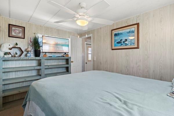 WOODBRIDGE MOBILE VILLAGE - Residential
