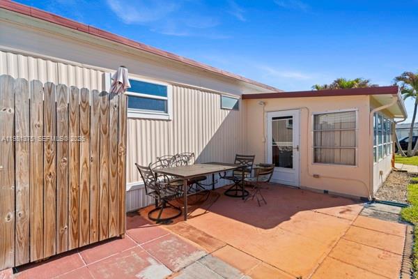 WOODBRIDGE MOBILE VILLAGE - Residential