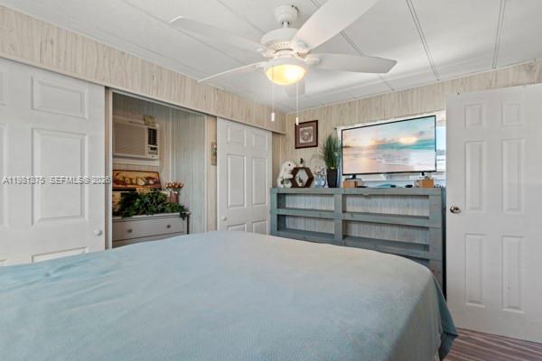 WOODBRIDGE MOBILE VILLAGE - Residential