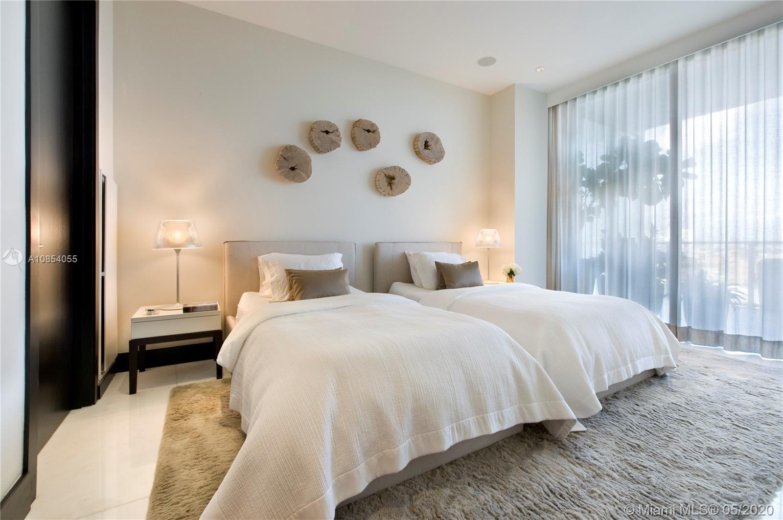 APOGEE CONDO - Residential