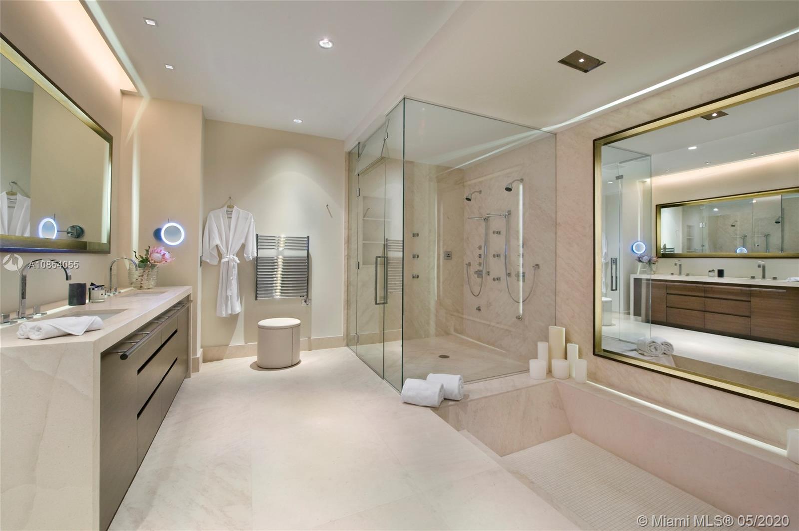 APOGEE CONDO - Residential