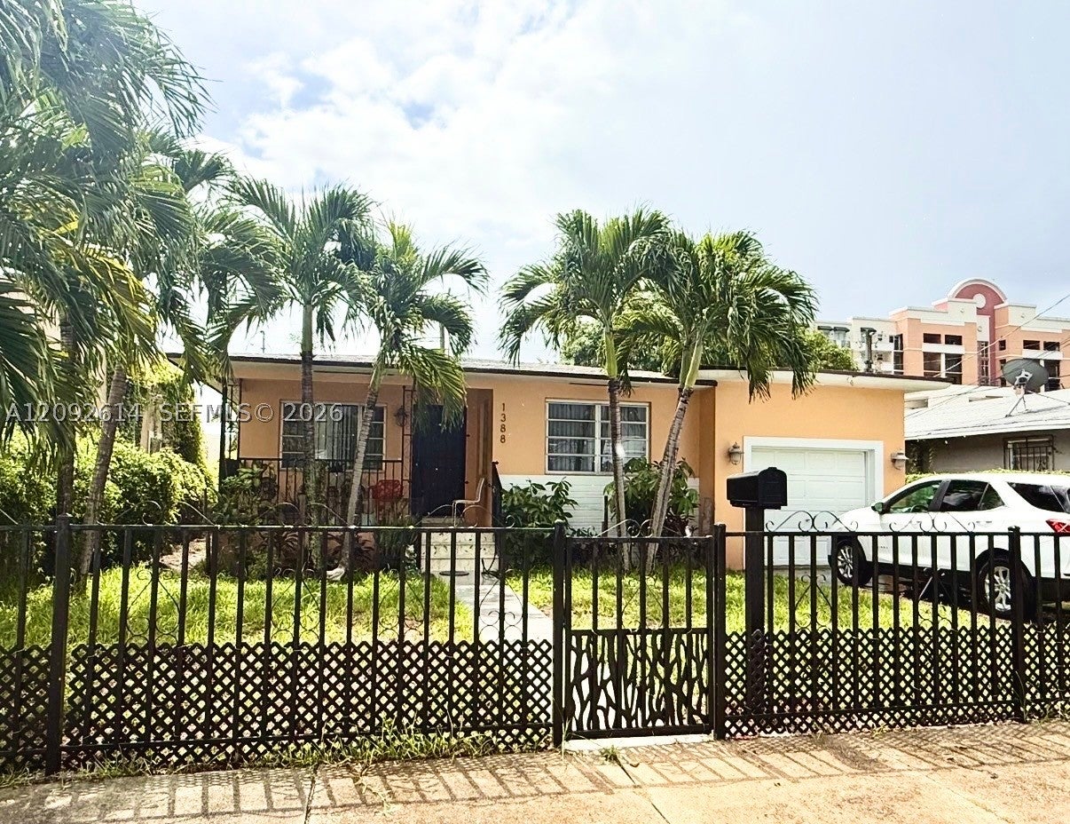 1388 NW 55 St