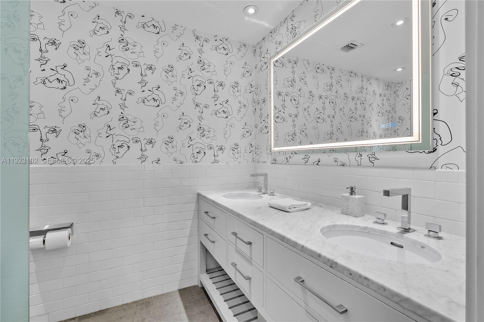 LAKE VIEW HEIGHTS SUB - Residential Lease