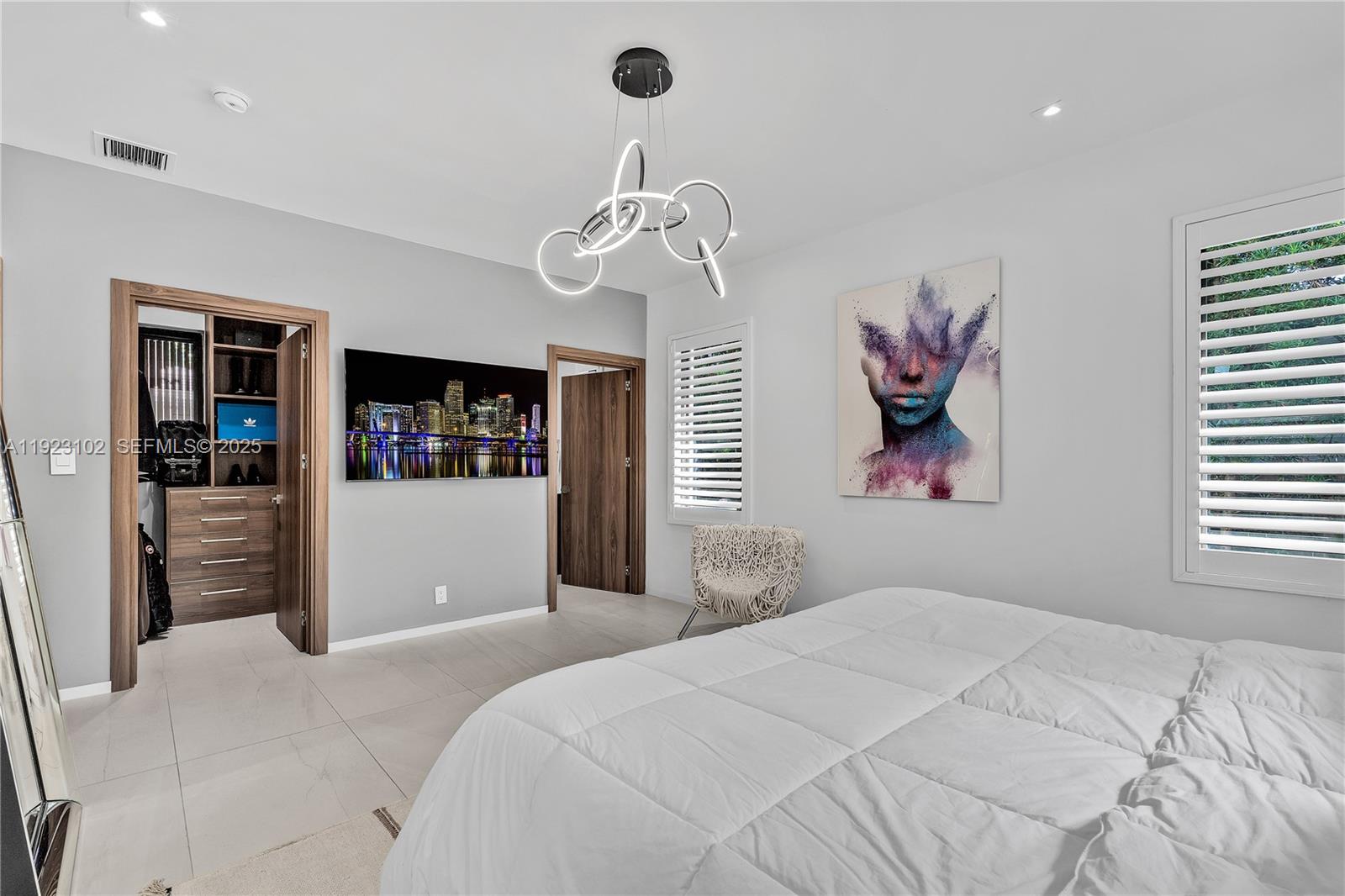 LAKE VIEW HEIGHTS SUB - Residential Lease