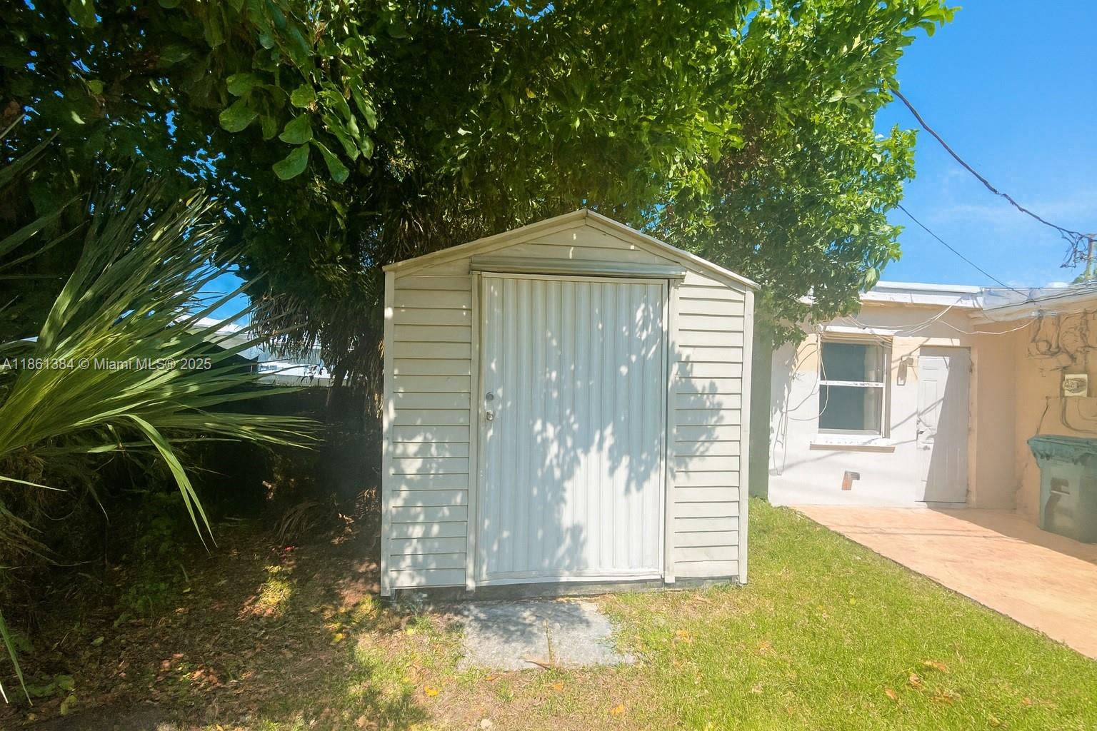 TAMARAC LAKES NORTH 3RD S - Residential