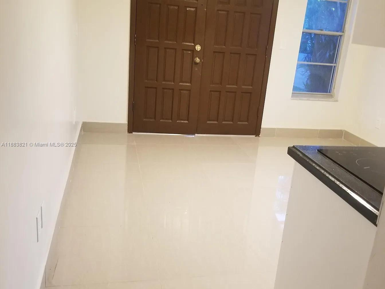 CORAL TERR SEC 1 - Residential Lease