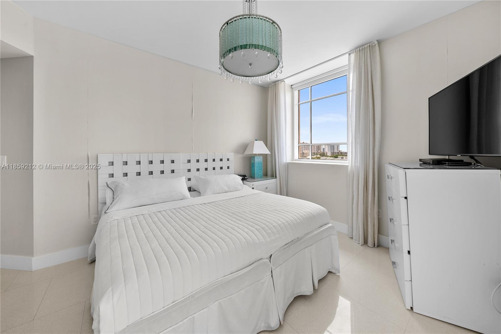 ACQUALINA OCEAN RESIDENCE - Residential