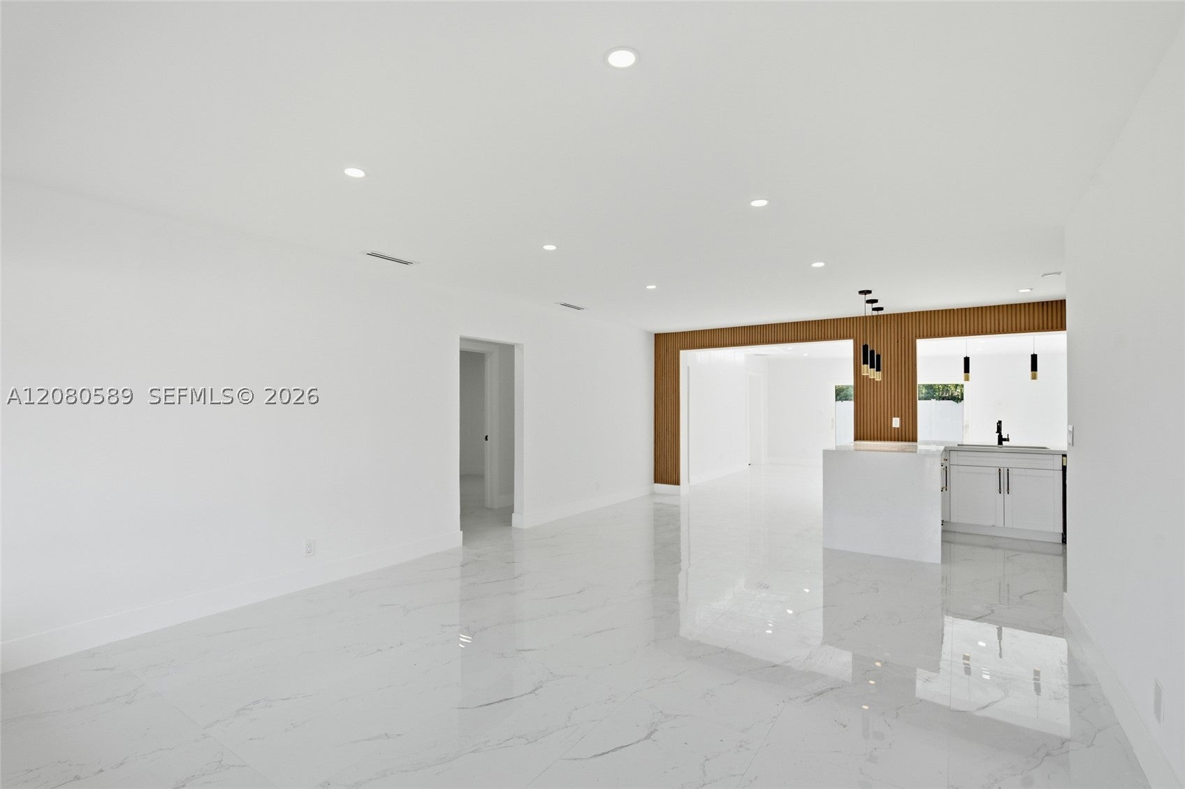 824 NW 29th Ct