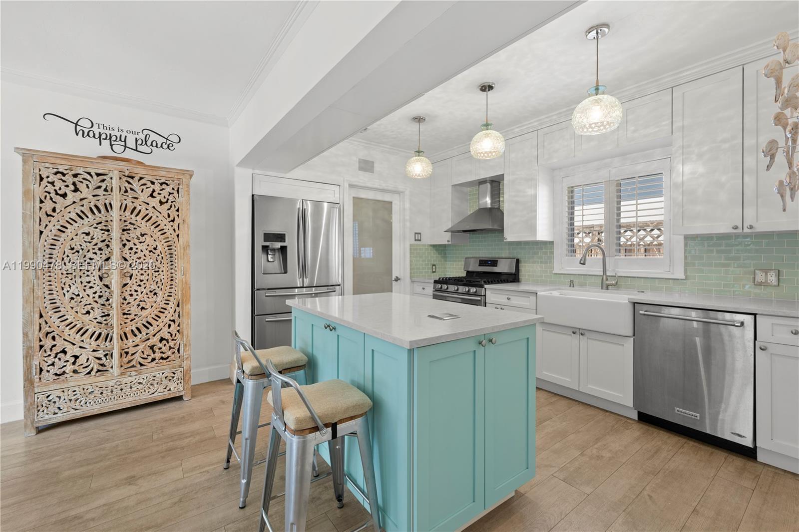 BELLE MEADE - Residential