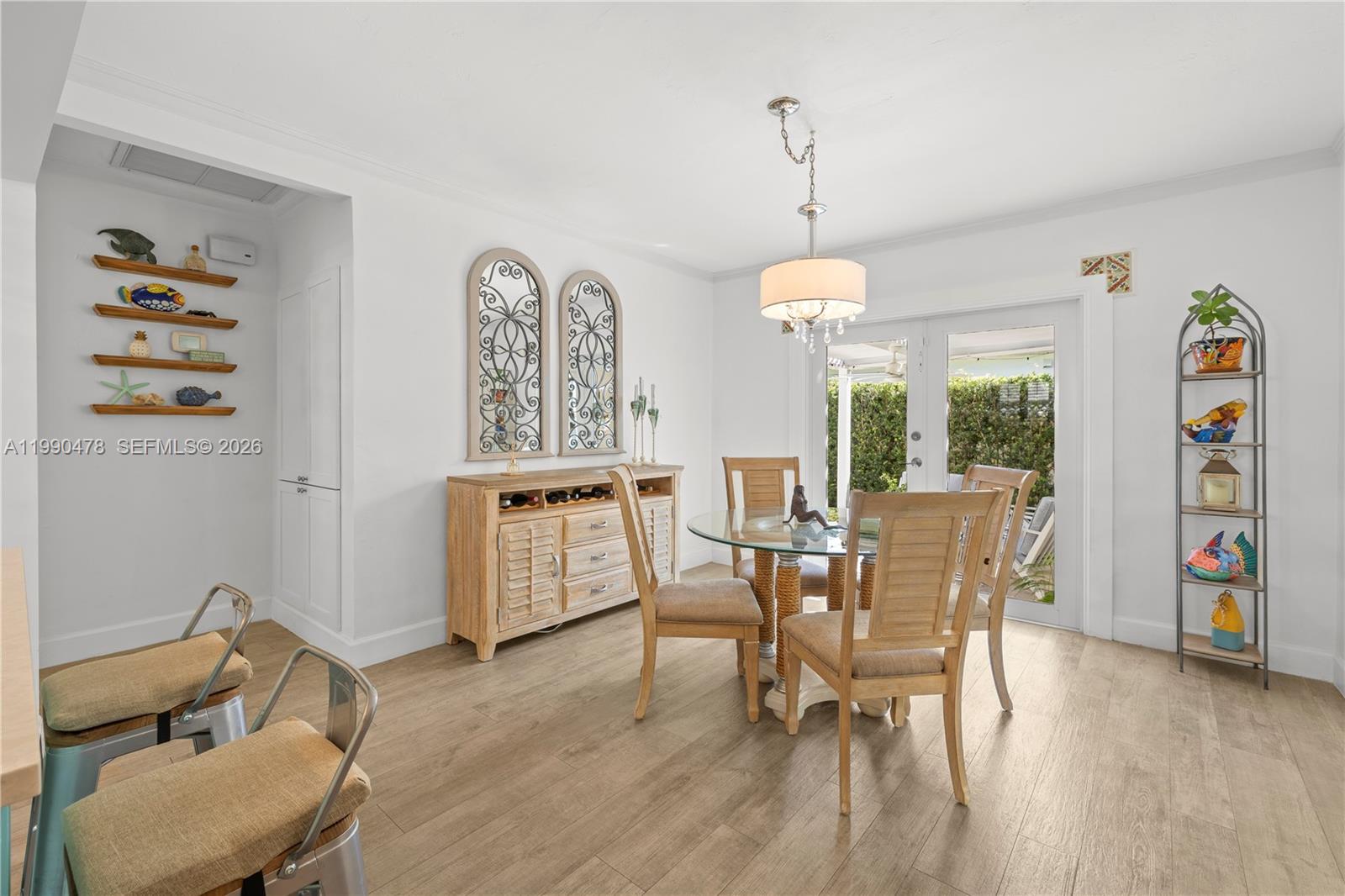 BELLE MEADE - Residential