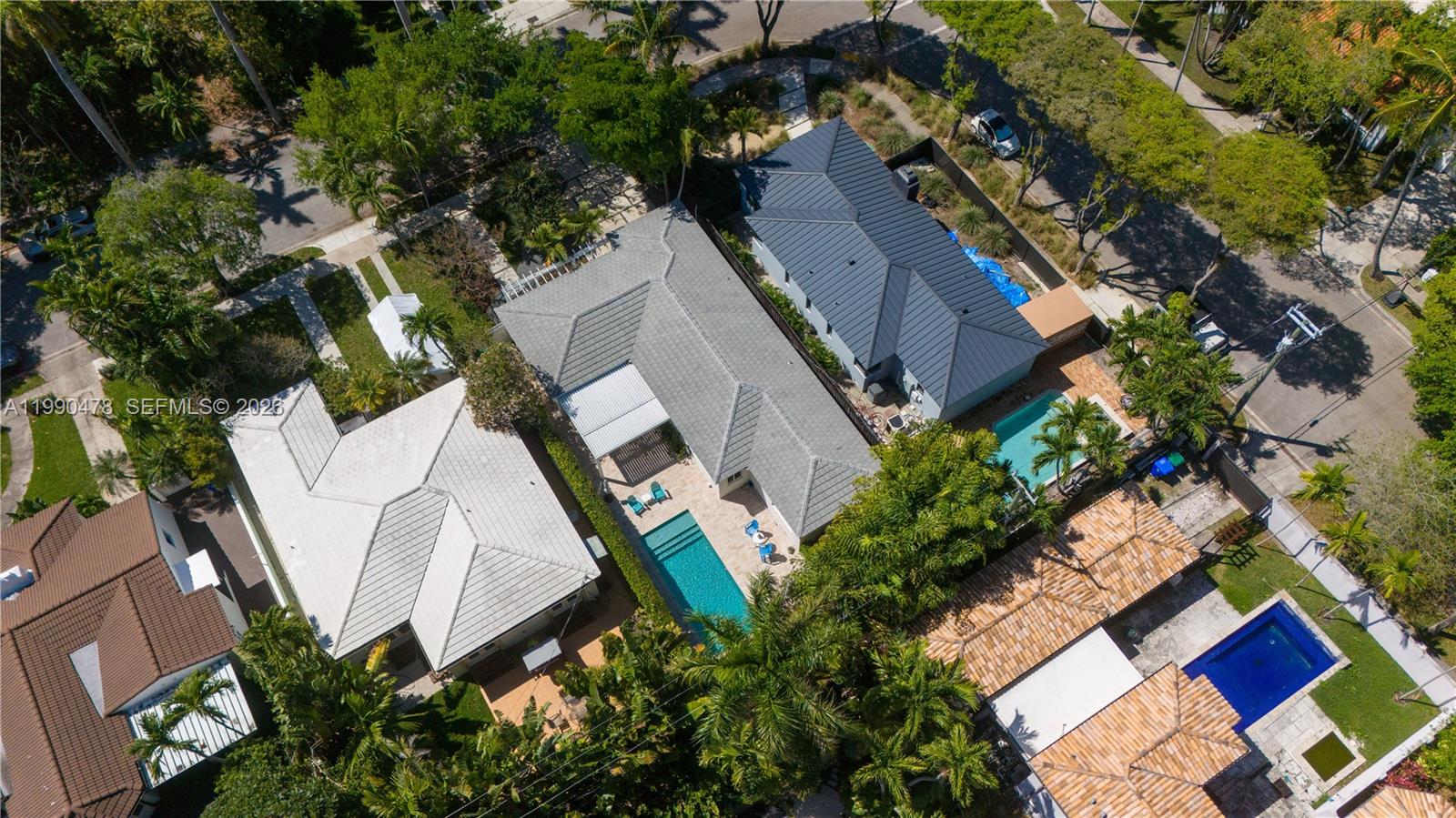 BELLE MEADE - Residential