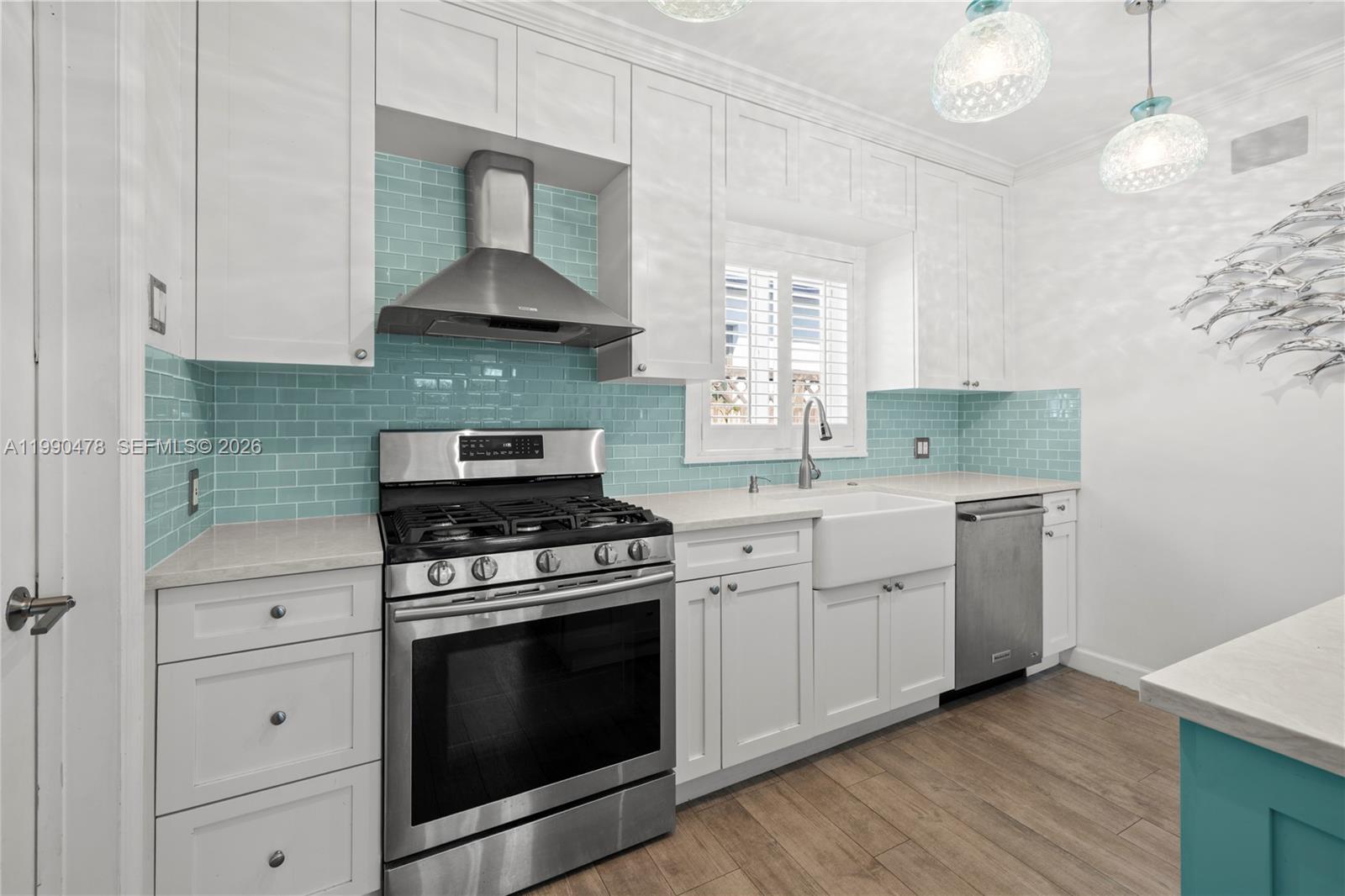 BELLE MEADE - Residential