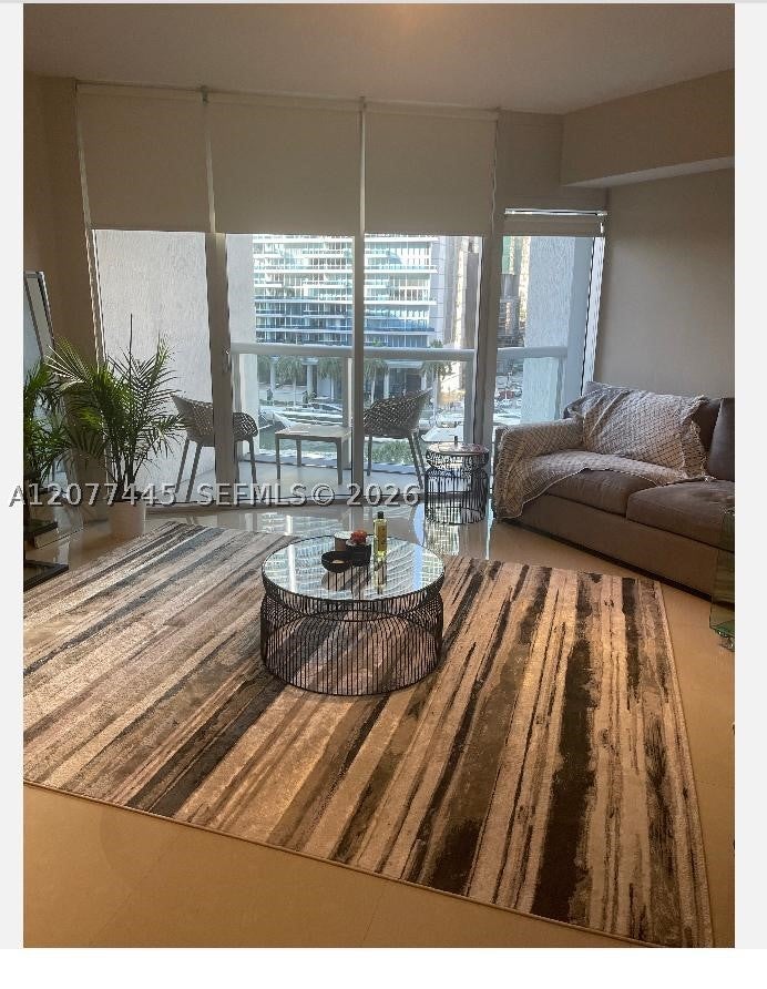 475 Brickell Ave 808