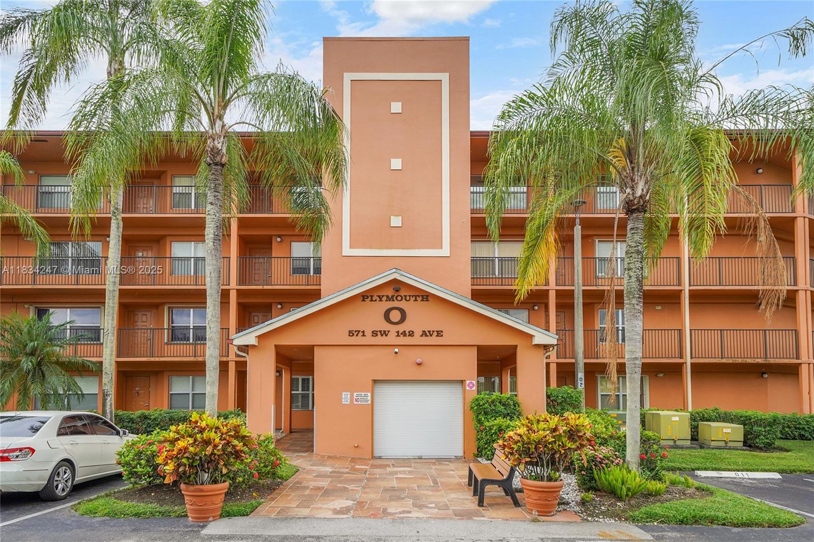 571 SW 142nd Ave 410O