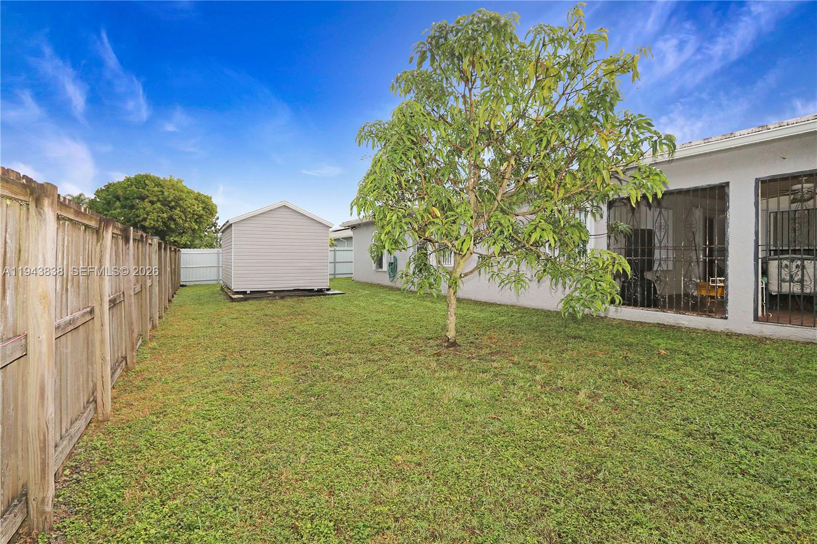 MEADOW WOOD MANOR SEC 5 - Residential