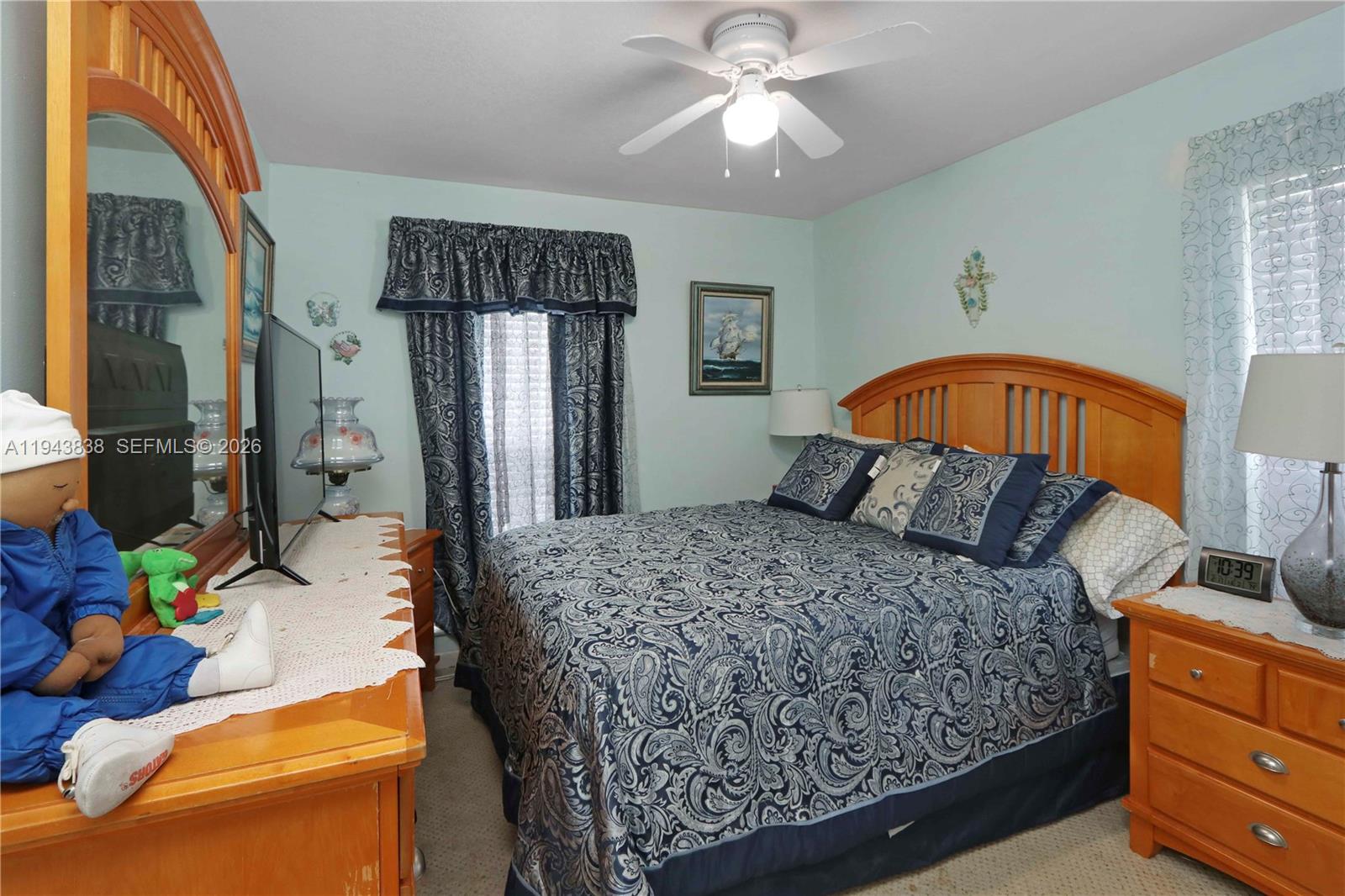 MEADOW WOOD MANOR SEC 5 - Residential