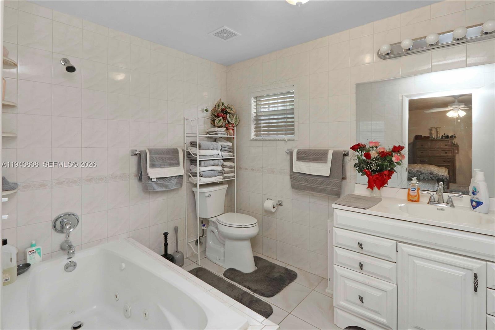 MEADOW WOOD MANOR SEC 5 - Residential