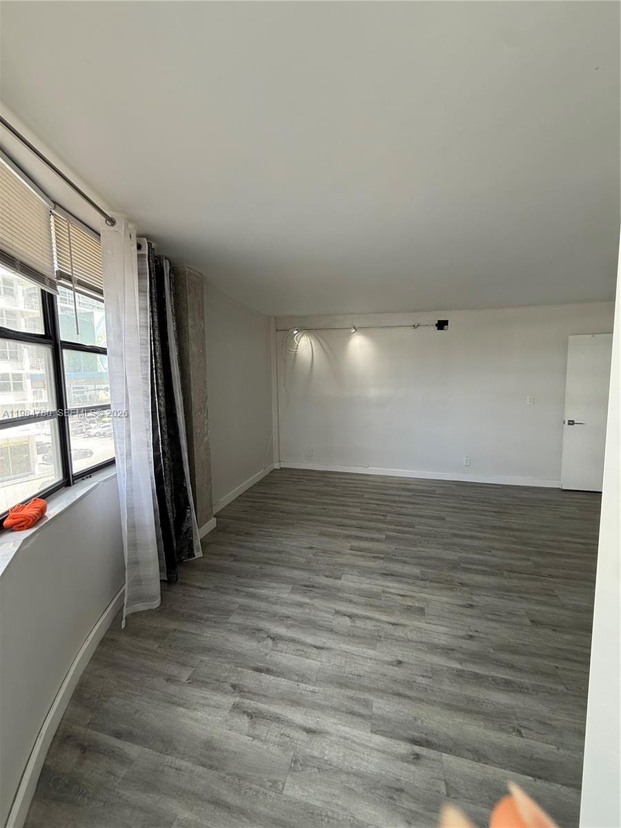 IMPERIAL TOWERS CONDO - Residential Lease