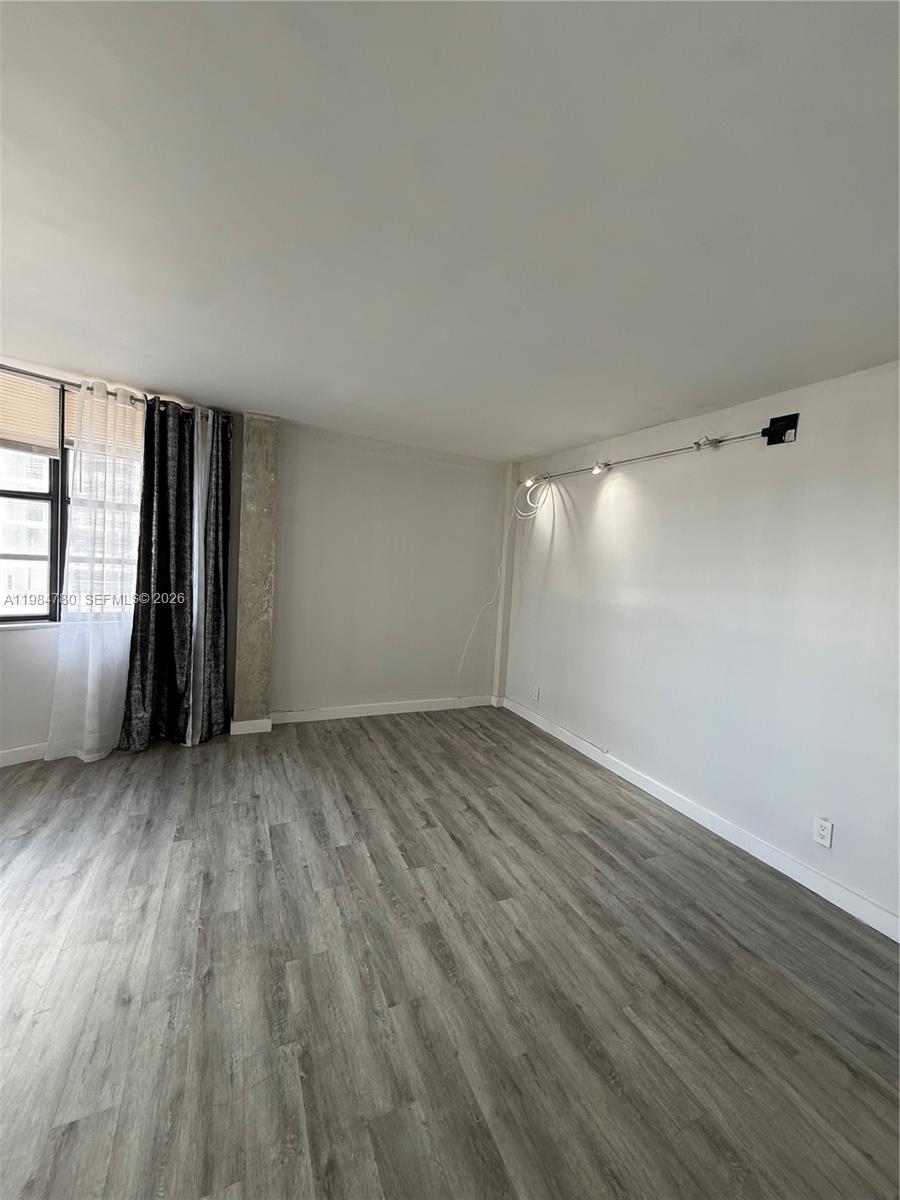 IMPERIAL TOWERS CONDO - Residential Lease