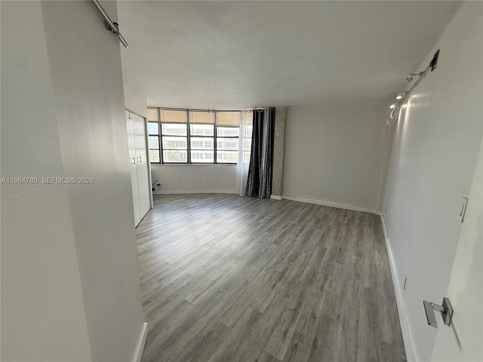 IMPERIAL TOWERS CONDO - Residential Lease