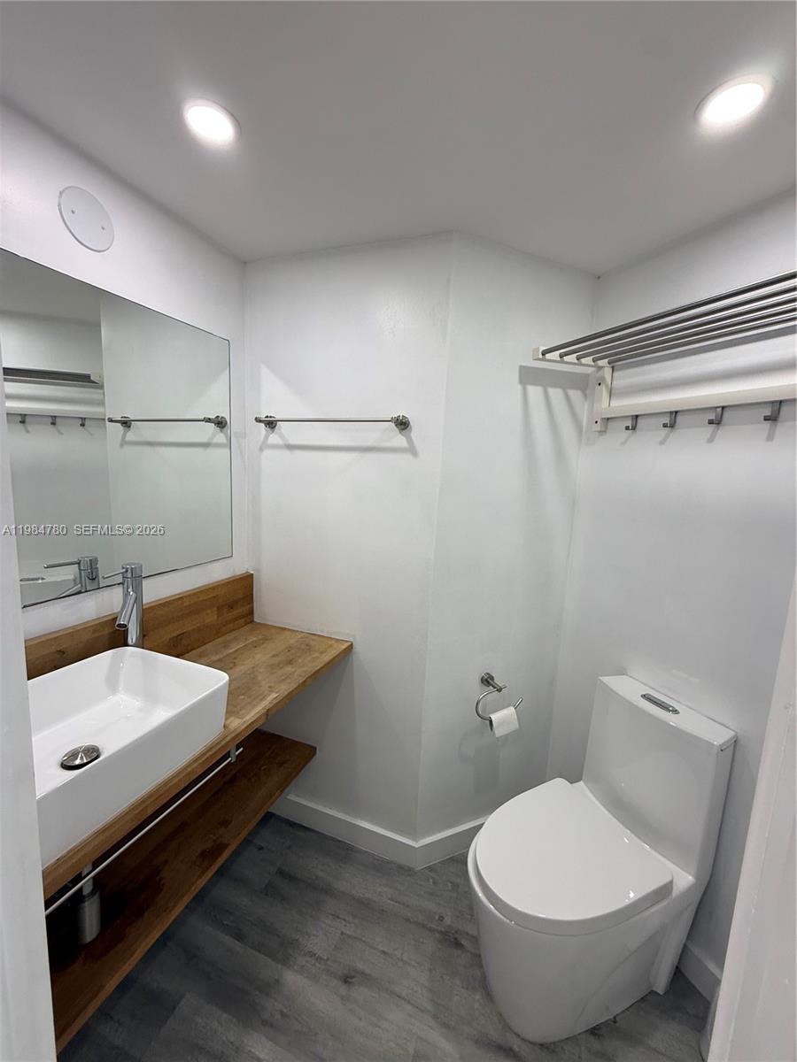 IMPERIAL TOWERS CONDO - Residential Lease