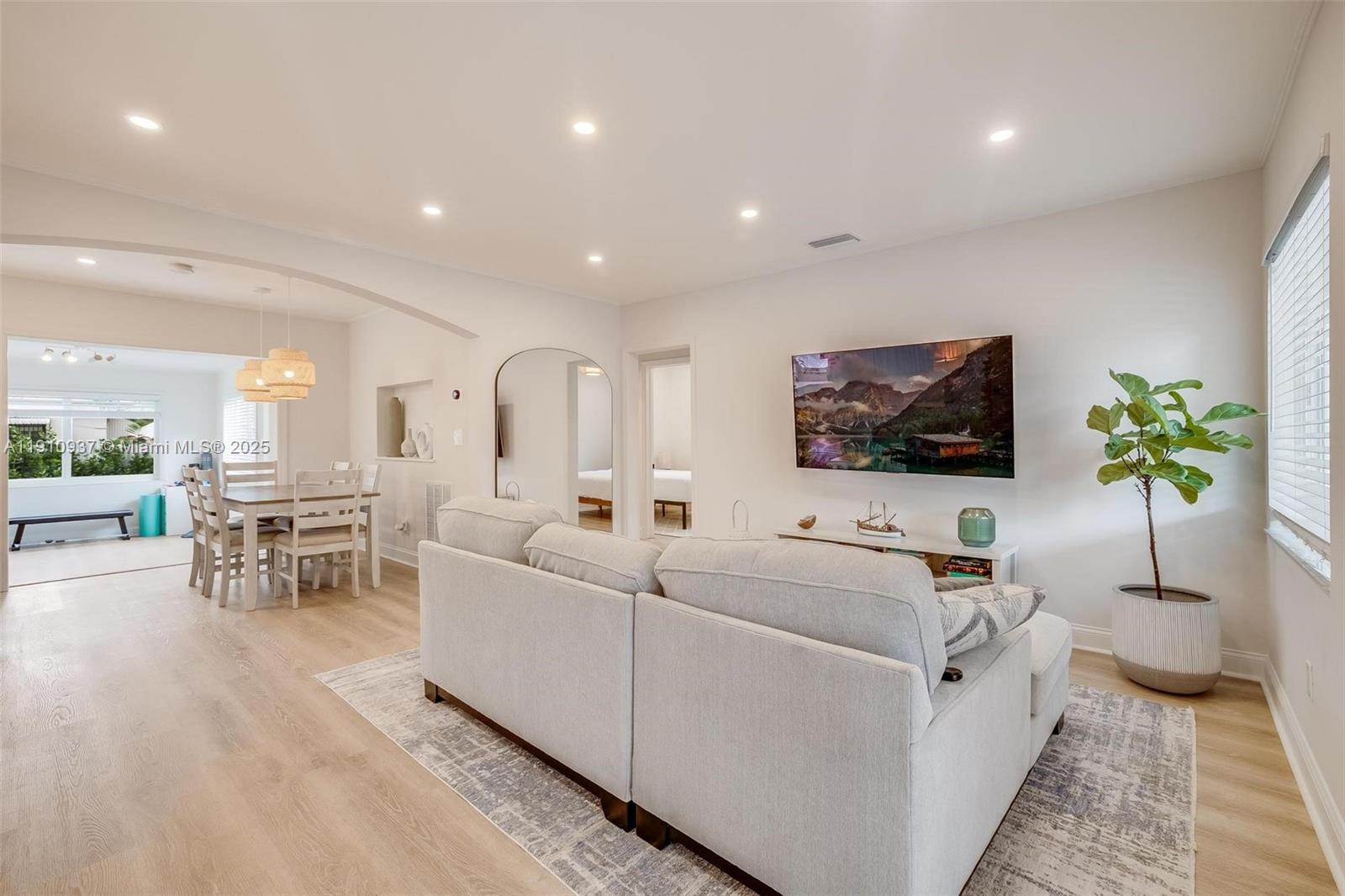 PARKDALE - Residential Lease