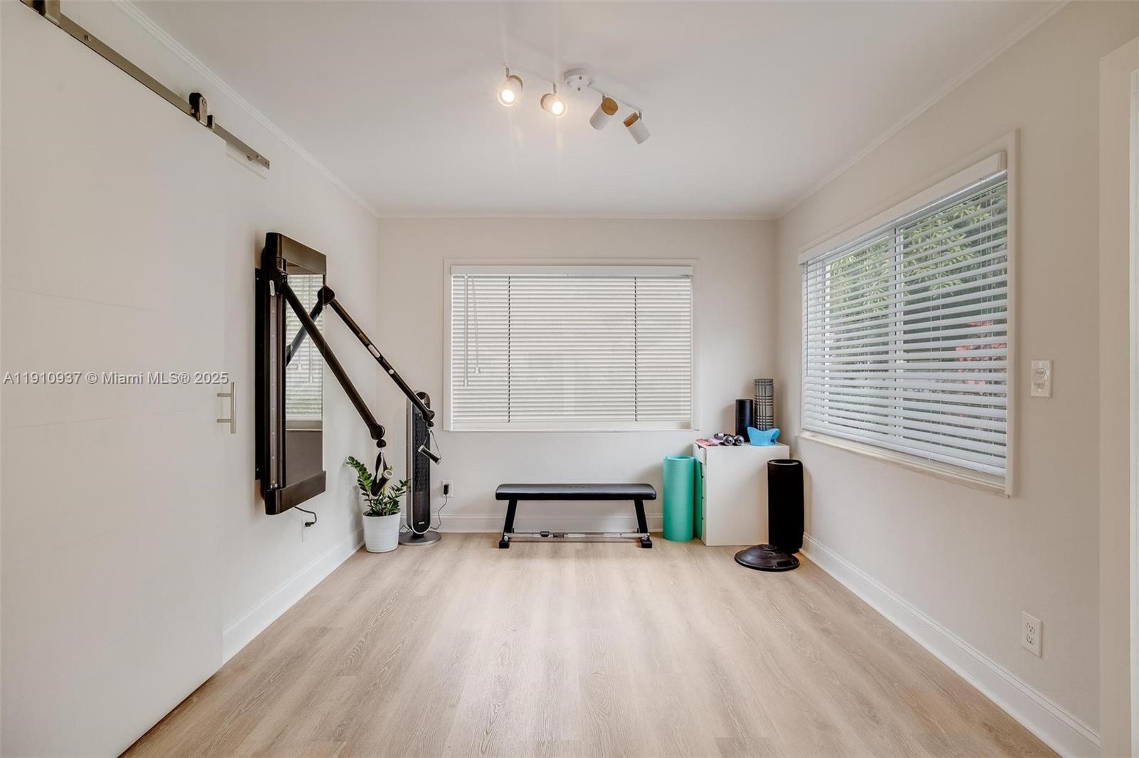 PARKDALE - Residential Lease