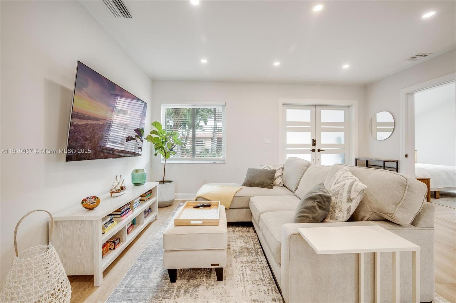 PARKDALE - Residential Lease