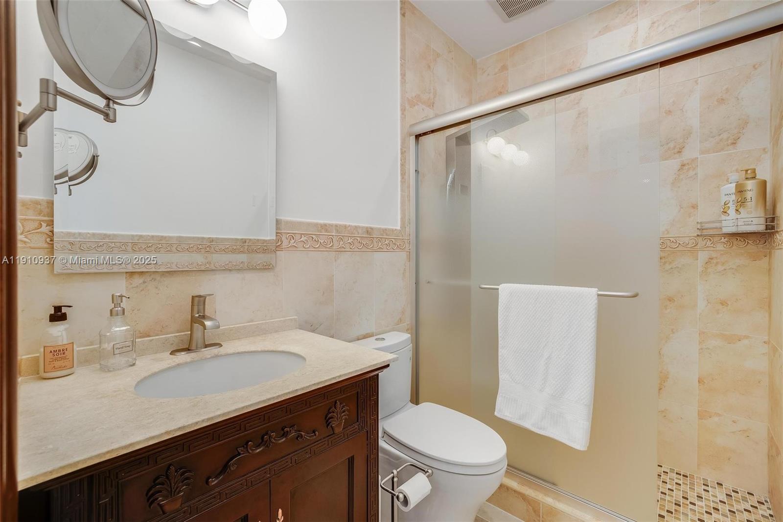 PARKDALE - Residential Lease