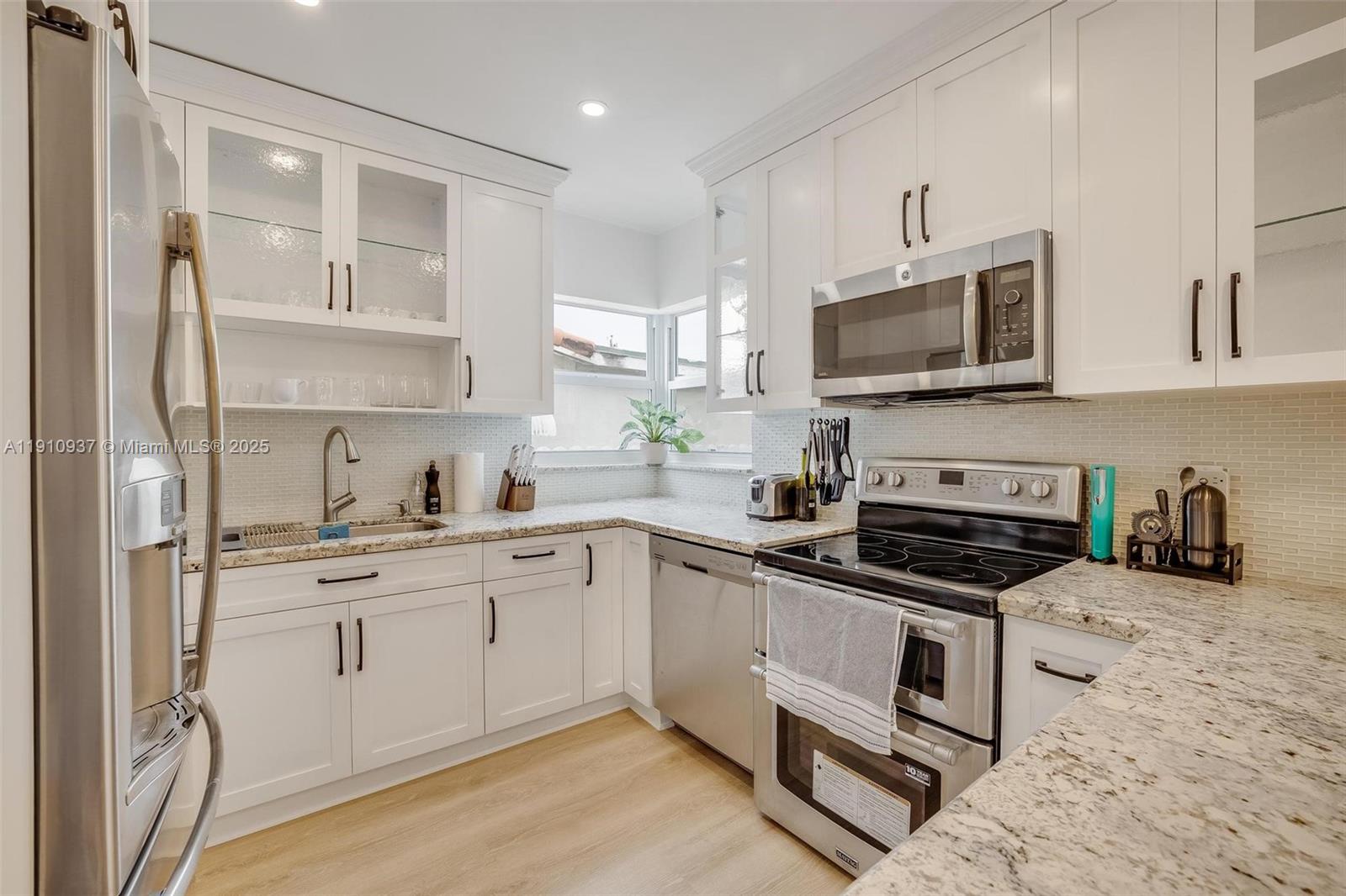 PARKDALE - Residential Lease