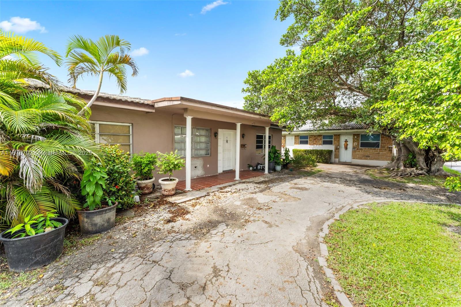 Discover 1490 Oakwood Dr, a rare 7-unit multifamily property zoned R-3C in one of Miami’s most desirable locations. Just steps from Miami International Airport, the highly anticipated Freedom Park Soccer Stadium, and major highways, this property offers unmatched convenience in the heart of it all—while still enjoying the charm and prestige of Miami Springs.
All units are currently leased below market rent, presenting significant upside potential for increased cash flow. Options abound: renovate and raise rents, convert to lucrative short-term rentals like Airbnb, or redevelop into something truly spectacular.
With demand for centrally located investment properties at an all-time high, this is a chance to secure a property with unlimited possibilities in a high-growth area