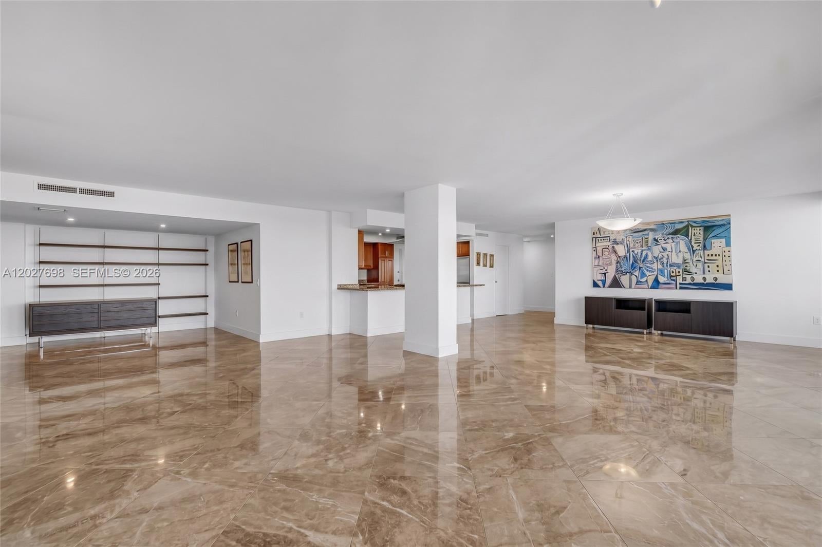 199 Ocean Lane Dr 1210