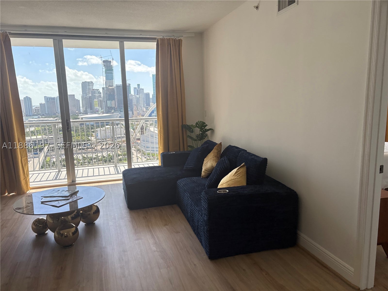 1750 N Bayshore Dr 3410