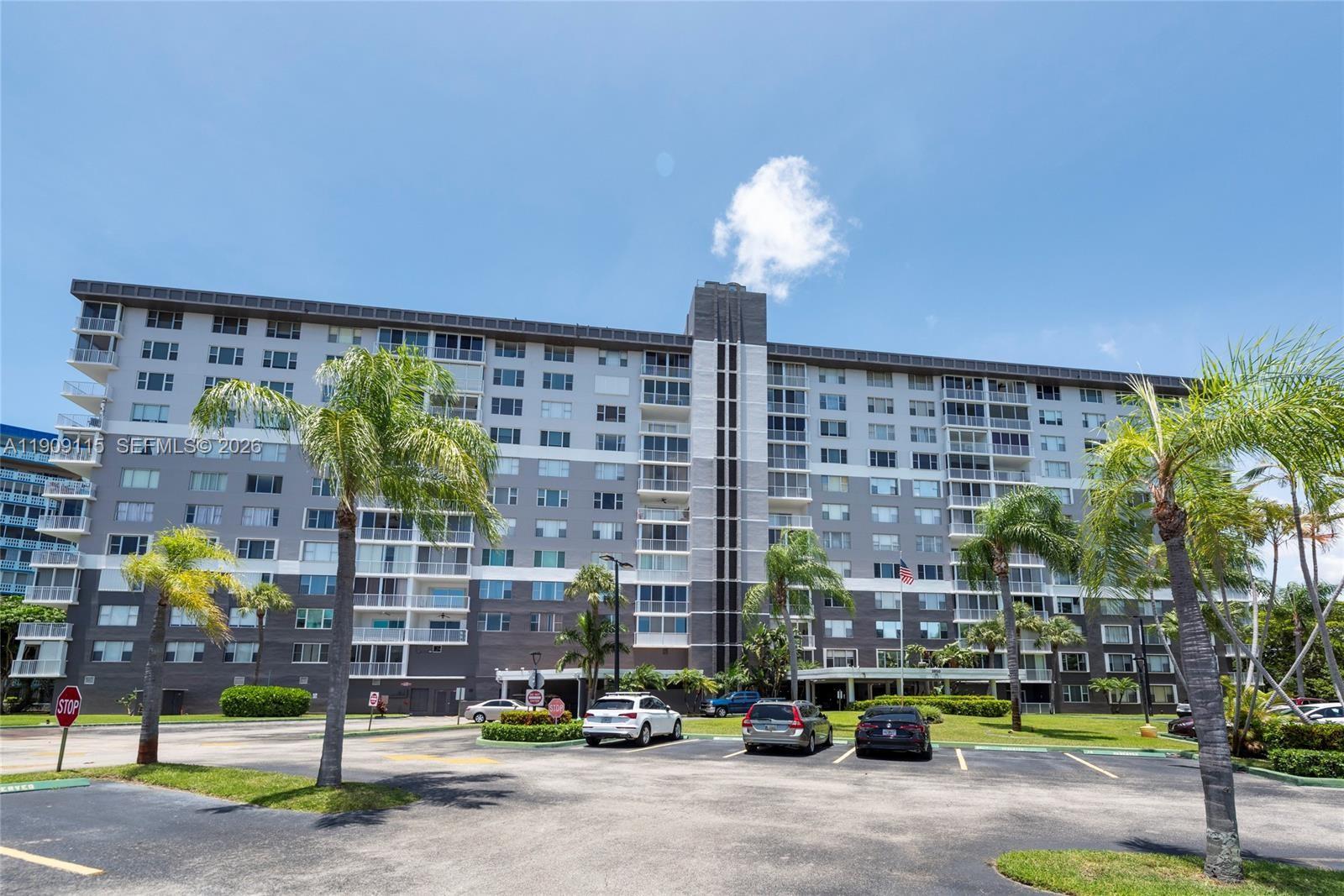 HILLCREST EAST NO 27 COND - Residential