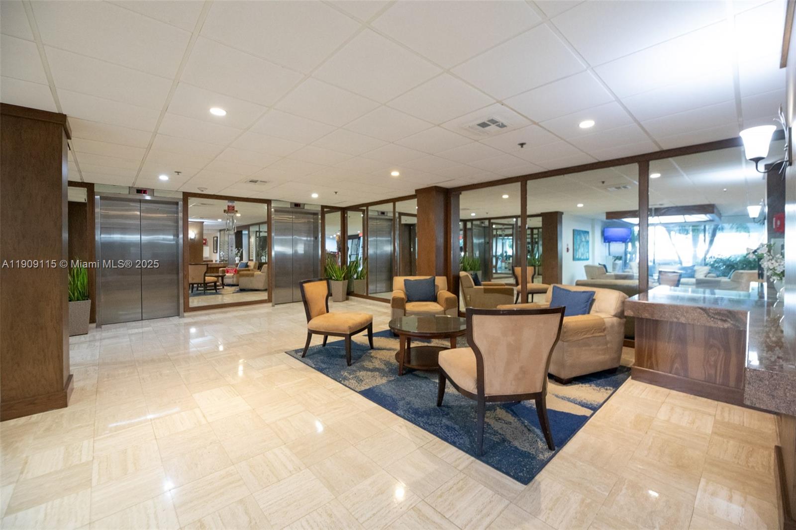 HILLCREST EAST NO 27 COND - Residential