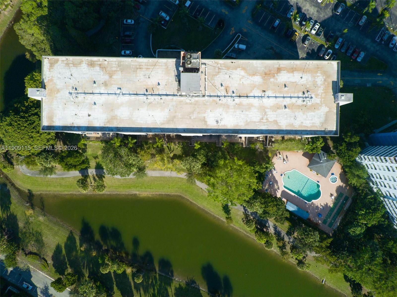 HILLCREST EAST NO 27 COND - Residential