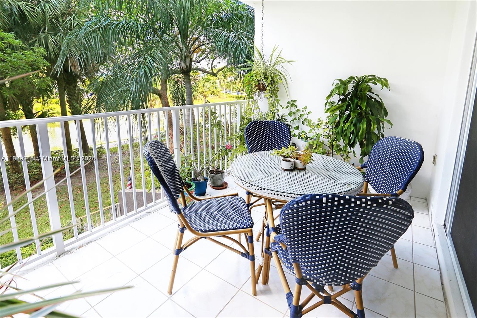 HILLCREST EAST NO 27 COND - Residential