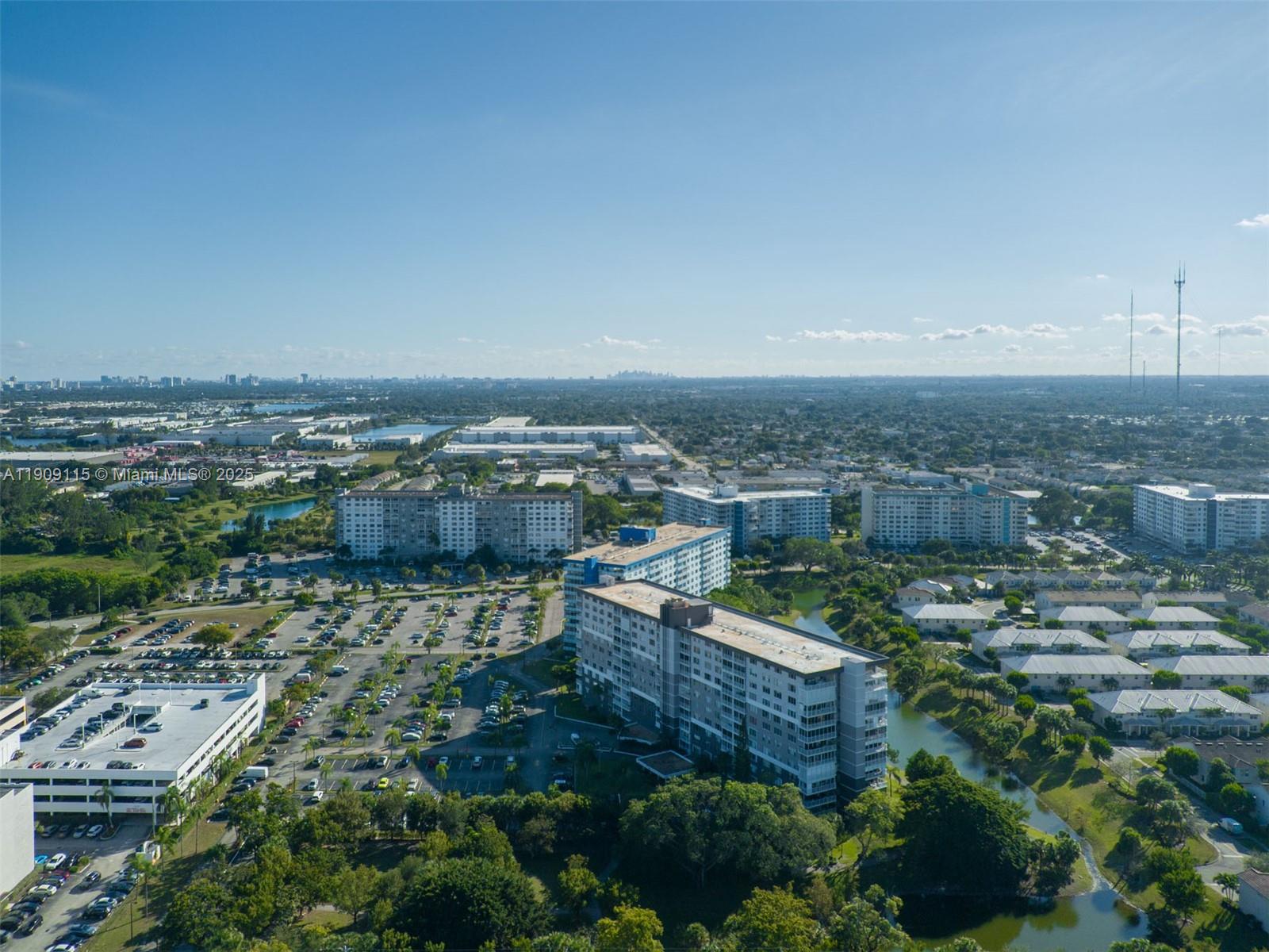 HILLCREST EAST NO 27 COND - Residential