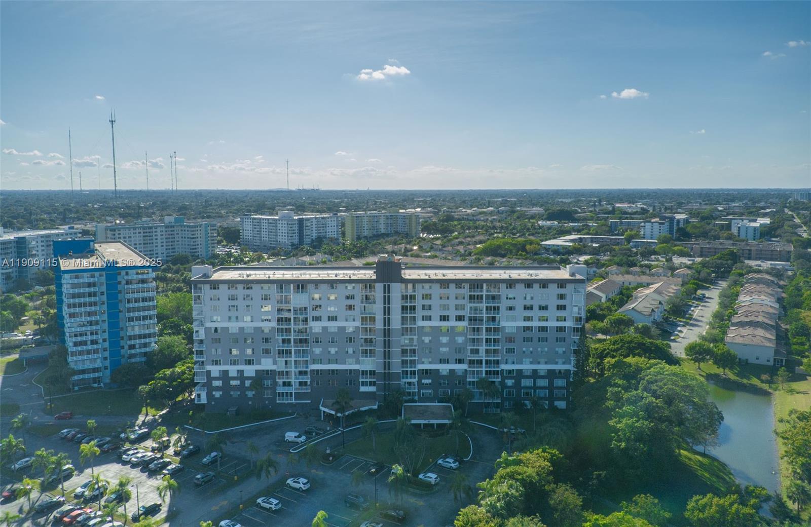 HILLCREST EAST NO 27 COND - Residential